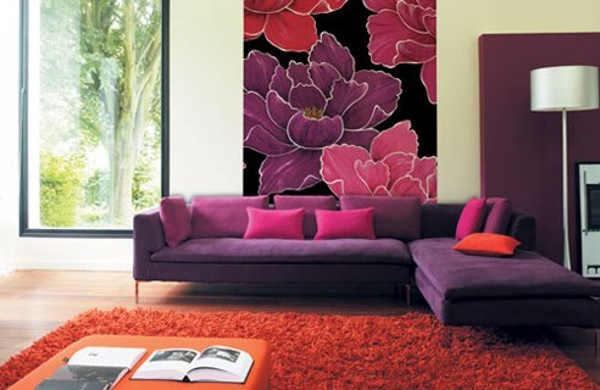 mor-renk-oturma-odası-dekorasyonu-örnekleri